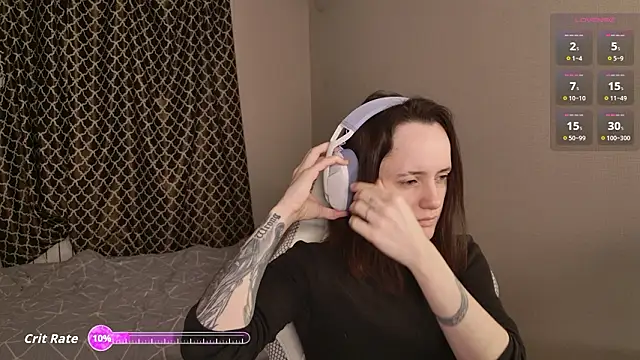 Luna Loveee online show from 02/07/26, 03:58