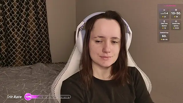 Luna Loveee online show from 02/05/26, 03:57