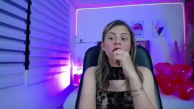 ValeAmayaa online show from 02/21/25, 10:37