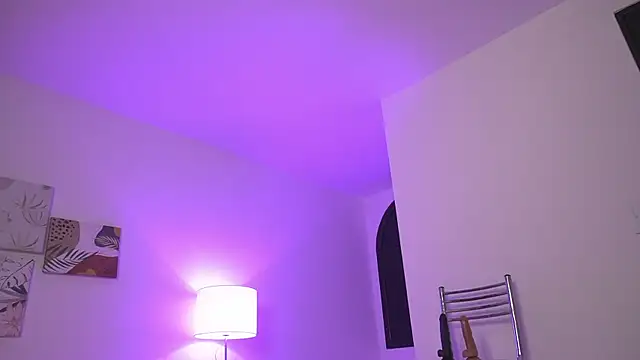 Snapshot of gala_monroe chatting on 03/17/25, 11:53 gala monroe online show from 03/17/25, 11:53