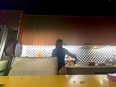 sluttyazncouple online show from 12/14/25, 08:14