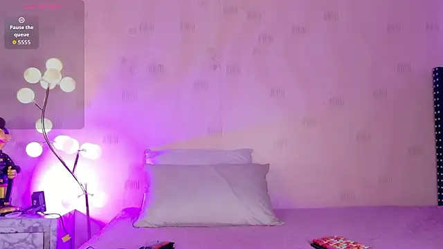 innocenthazel online show from 03/15/26, 12:56