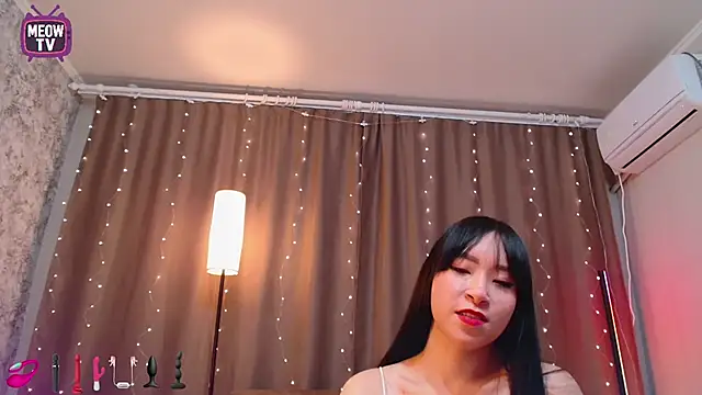 Snapshot of miyakimi0101 chatting on 02/04/26, 12:38 miyakimi0101 online show from 02/04/26, 12:38