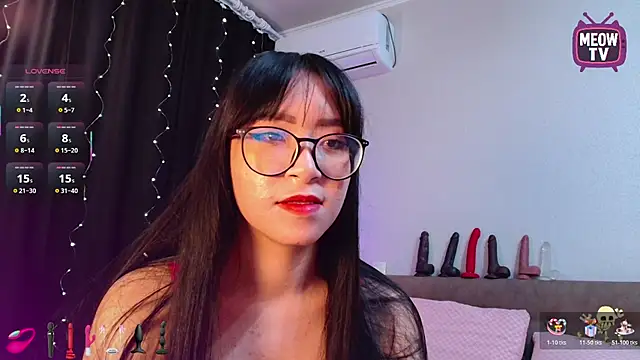 miyakimi0101 online show from 11/14/25, 12:25