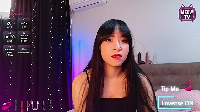 miyakimi0101 online show from 10/07/25, 11:50