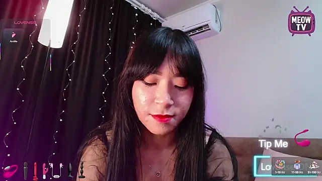 miyakimi0101 online show from 09/12/25, 12:33