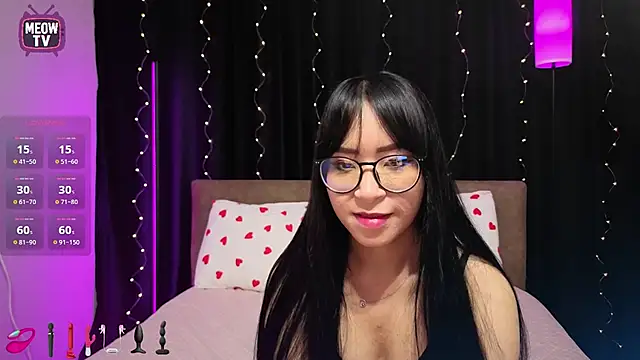 miyakimi0101 online show from 04/11/26, 12:40