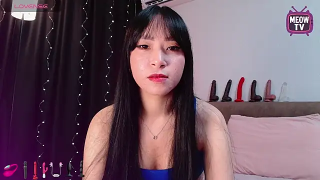 miyakimi0101 online show from 09/15/25, 12:44