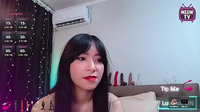 miyakimi0101 online show from 09/29/25, 12:39