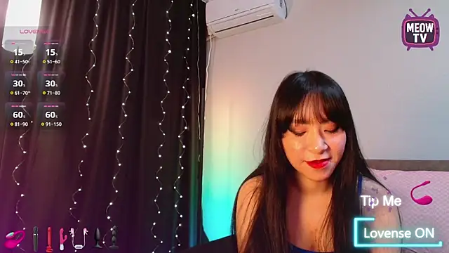 miyakimi0101 online show from 10/14/25, 12:00