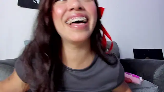 venezolanacute01  online show from 03/15/26, 06:20