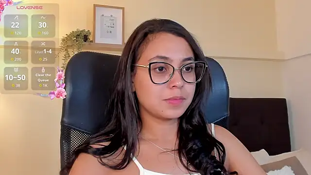 Lucia Brown  online show from 07/02/26, 08:59