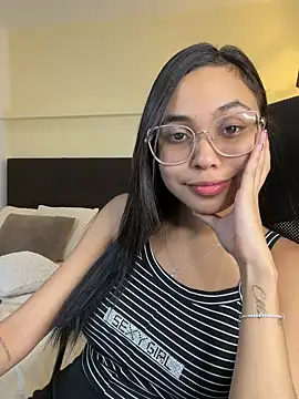 Lucia Brown  online show from 07/09/26, 09:47