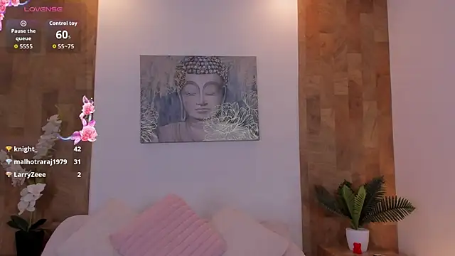 Lucia Brown  online show from 06/14/26, 02:24