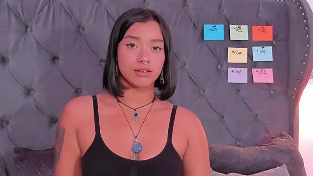 regina noctixx online show from 03/11/26, 12:15