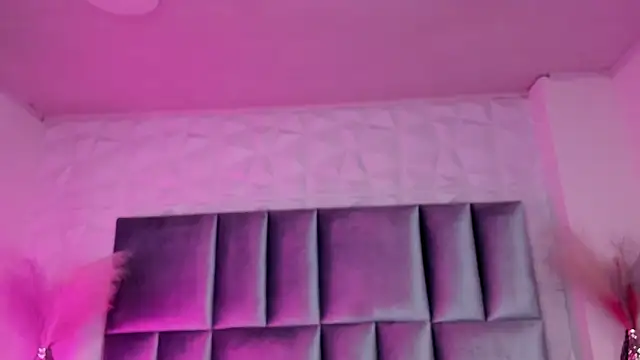 Selene bennet online show from 03/31/26, 03:52