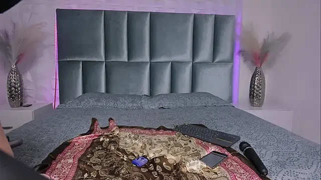 Selene bennet online show from 11/12/25, 04:05