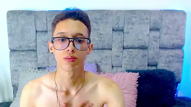 skinny bigcock02 online show from 02/26/25, 07:32
