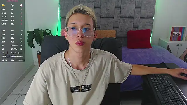 skinny bigcock02 online show from 11/20/25, 08:31