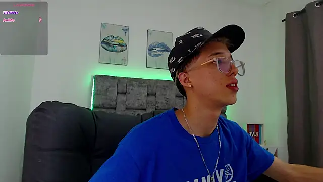 skinny bigcock02 online show from 11/27/25, 10:21