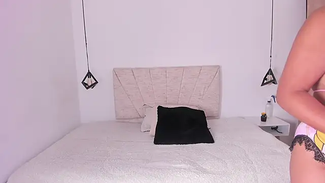 Natasha rose   online show from 04/12/26, 12:19