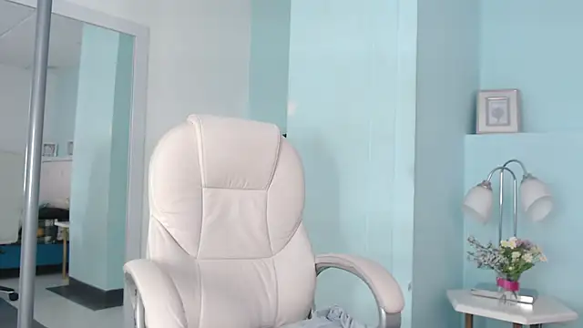 Snapshot of Sunshine_gh1 chatting on 04/08/26, 11:33 Sunshine gh1 online show from 04/08/26, 11:33