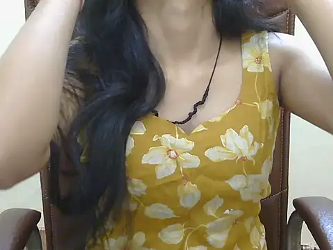 Cute Pihu01 online show from 10/26/25, 05:13