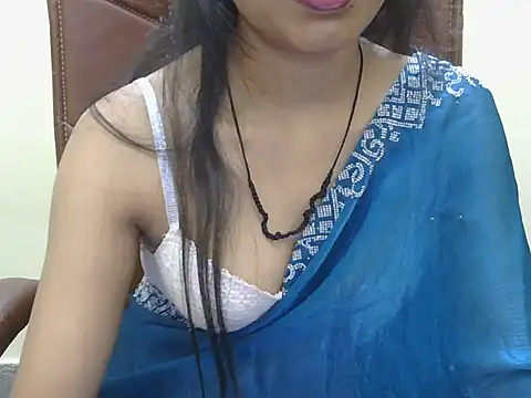 Snapshot of Cute_Pihu01 chatting on 10/11/25, 07:48 Cute Pihu01 online show from 10/11/25, 07:48