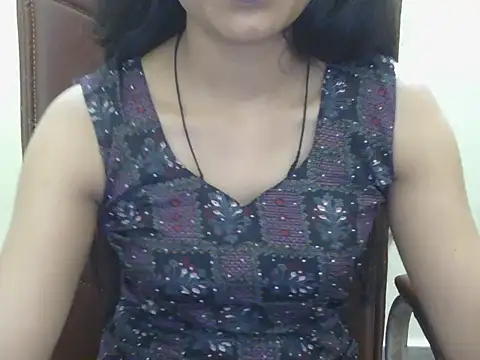Snapshot of Cute_Pihu01 chatting on 10/02/25, 06:00 Cute Pihu01 online show from 10/02/25, 06:00