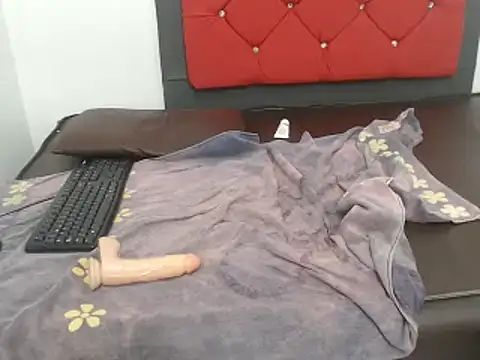 Snapshot of jhonny_k chatting on 02/27/25, 12:03 jhonny k online show from 02/27/25, 12:03