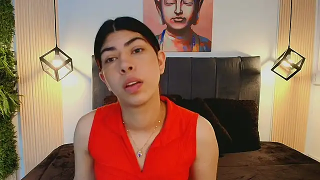 Cassie bloom online show from 12/22/25, 08:20