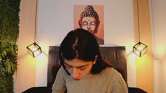 Cassie bloom online show from 12/19/25, 08:11