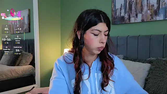 Cassie bloom online show from 05/26/26, 07:01