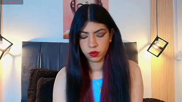 Snapshot of Cassie_bloom chatting on 11/14/25, 07:39 Cassie bloom online show from 11/14/25, 07:39