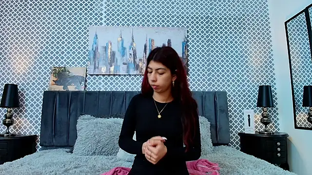 Snapshot of Cassie_bloom chatting on 03/15/25, 10:03 Cassie bloom online show from 03/15/25, 10:03