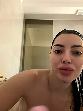 Snapshot of Mia_Splash chatting on 05/30/26, 11:38 Mia Splash online show from 05/30/26, 11:38