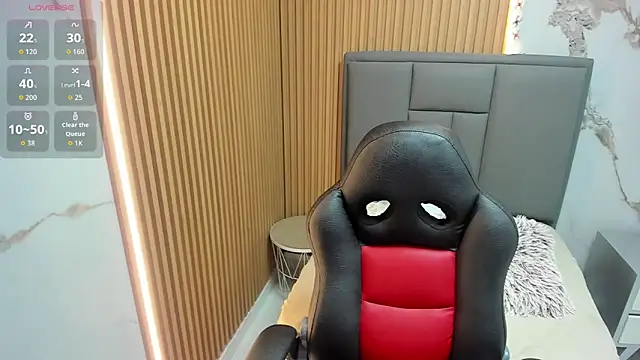 MEGANZARICK online show from 11/11/25, 02:39