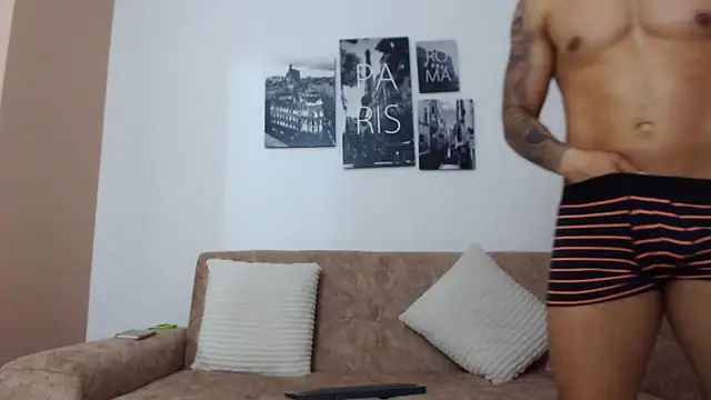 Snapshot of Bastiandelux chatting on 03/09/25, 02:18 Bastiandelux online show from 03/09/25, 02:18