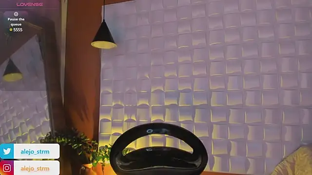 AlejandroStormm online show from 03/19/25, 11:57