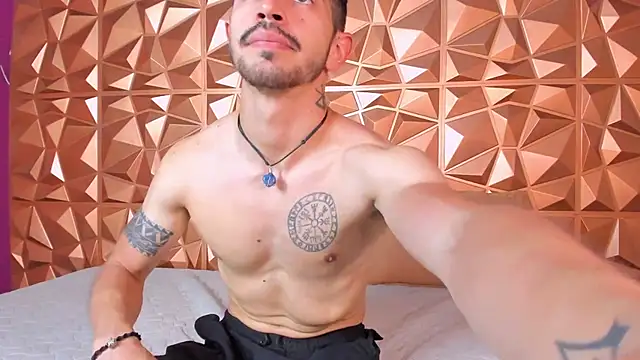 AlejandroStormm online show from 12/03/25, 08:52