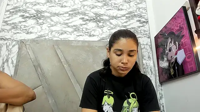 Snapshot of ElizaAndQuisha chatting on 09/27/25, 01:06 ElizaAndQuisha online show from 09/27/25, 01:06