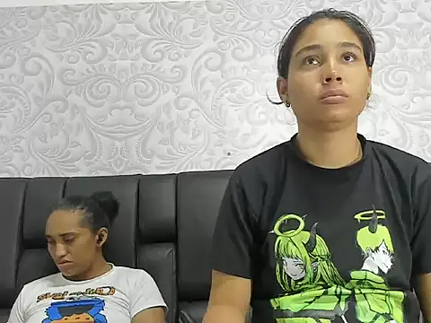 Snapshot of ElizaAndQuisha chatting on 09/12/25, 12:38 ElizaAndQuisha online show from 09/12/25, 12:38
