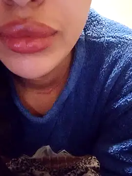 Snapshot of Sexlove1xo chatting on 02/14/26, 06:46 Sexlove1xo online show from 02/14/26, 06:46