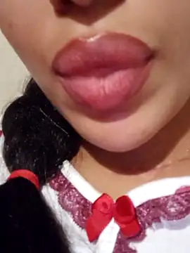 Sexlove1xo online show from 11/11/25, 01:55