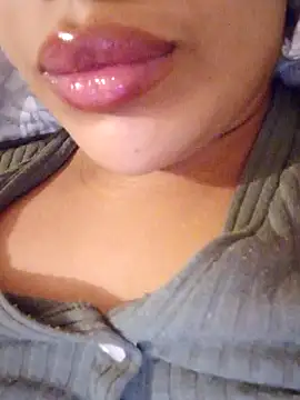 Sexlove1xo online show from 10/09/25, 01:44