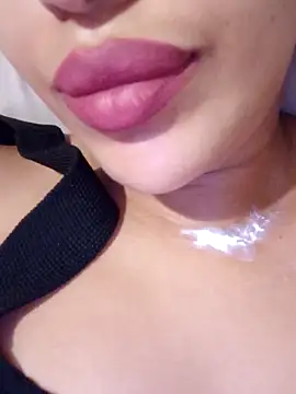 Sexlove1xo online show from 11/04/25, 11:47