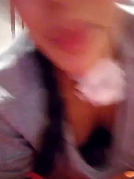 Sexlove1xo online show from 11/05/25, 12:03