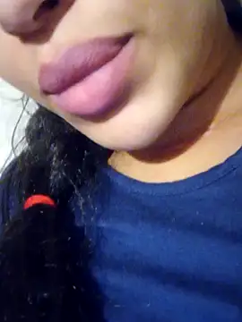 Sexlove1xo online show from 12/17/25, 03:06