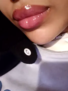 Sexlove1xo online show from 10/30/25, 12:36