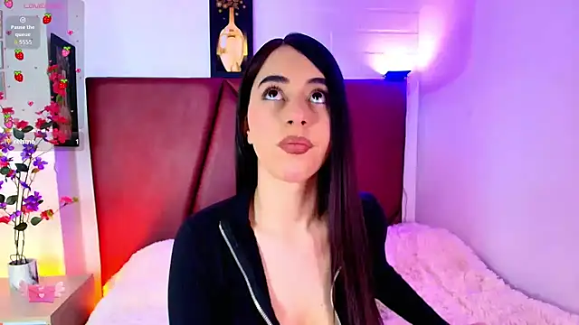 Lexi Howard  online show from 05/19/26, 12:37